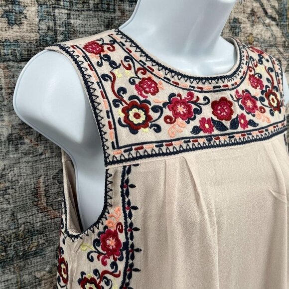 En Creme Rayon Mini Dress Size S  Cream Embroidered Upper Body Knee Length - Picture 4 of 13